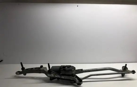 Mercedes-Benz E W212 Wiper motor A2128201240