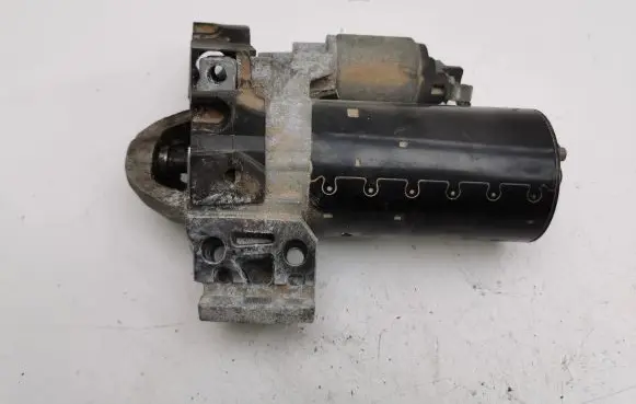 BMW 5 F10 F11 Starter motor 857023802