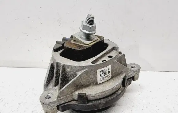 BMW 1 F20 F21 Engine mount bracket 22116787658