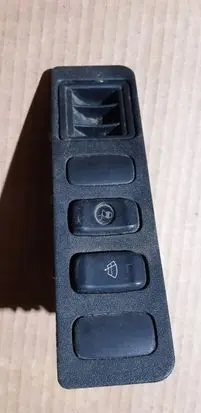 Mitsubishi Pajero A set of switches 