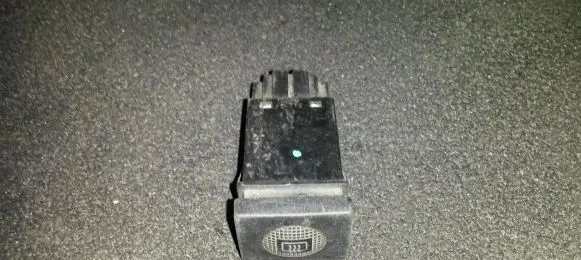 Windscreen/window heater switch