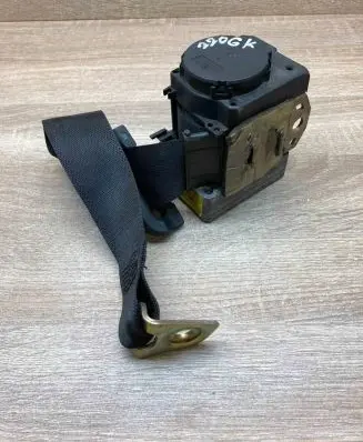 Mercedes-Benz S W220 Rear seatbelt 00064577 2208602985