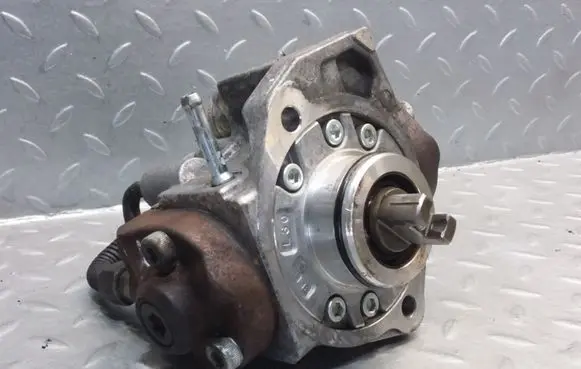 Mazda 6 Fuel injection high pressure pump 2940000620