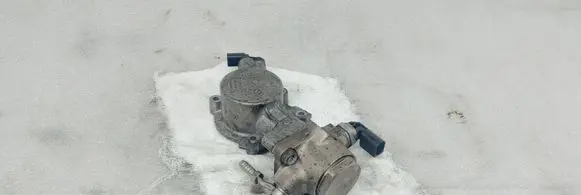 Audi A6 S6 C7 4G Mechanical fuel pump 06E103535D 06E127026F