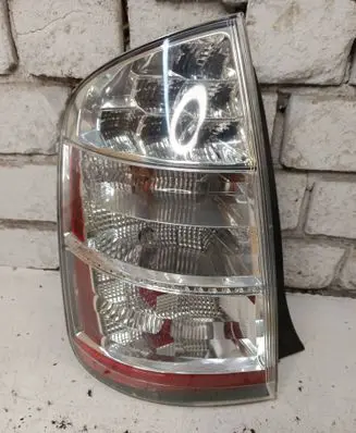 Toyota Prius (XW20) Rear/tail lights