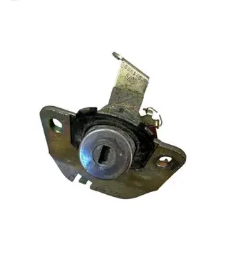 Lexus IS 200-300 Tailgate exterior lock 3877 38798781W99