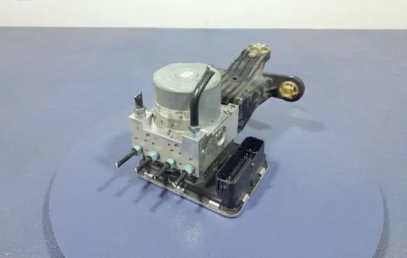BMW Z4 E85 E86 ABS Pump 5A52A69