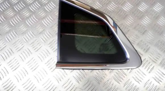 Nissan Qashqai Rear side window 833134EA0A