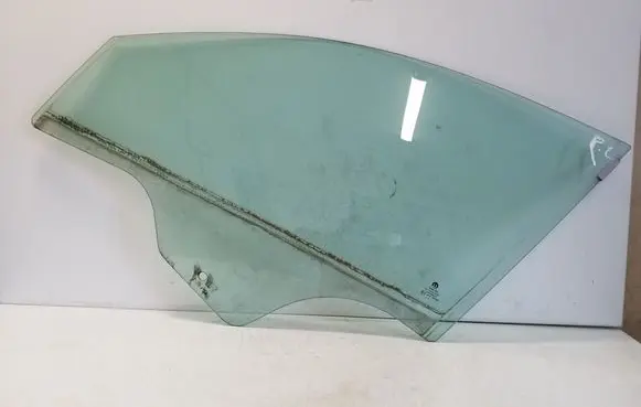 Fiat Tipo Front door window glass four-door E243R004026