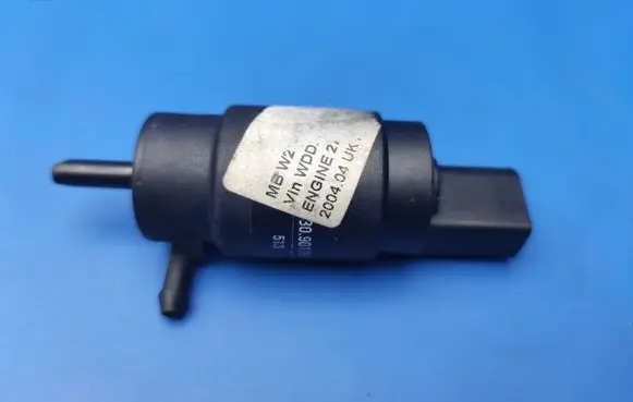 Mercedes-Benz E W211 Windscreen/windshield washer pump S211