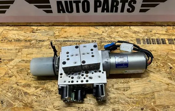 BMW 4 F32 F33 Convertible roof hydraulic pump 7344440HB71403015