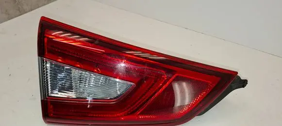 Nissan Qashqai Tailgate rear/tail lights 22618013