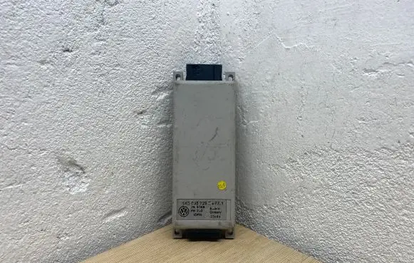 Volkswagen Touran I Phone control unit/module 1K0035729E 45W04