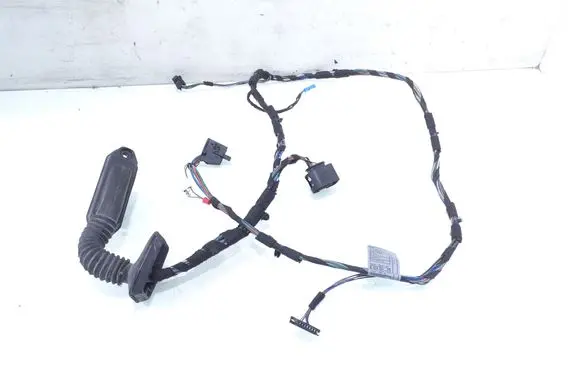 BMW 1 E81 E87 Front door wiring loom 6928651