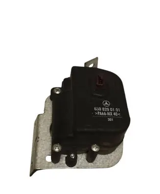 Mercedes-Benz Vito Viano W638 Vent window/glass motor a6388290101