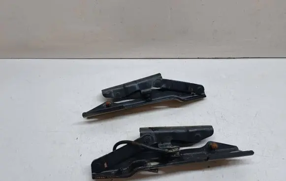 BMW 5 E60 E61 Engine bonnet/hood hinges 7008727 7008728