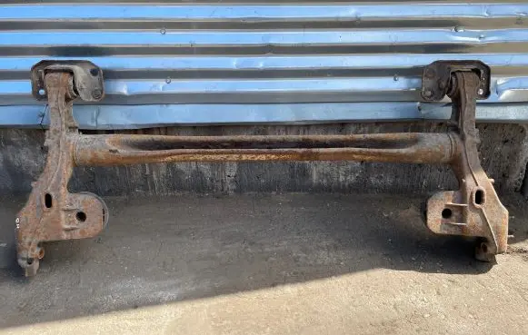 Opel Astra J Rear axle beam 