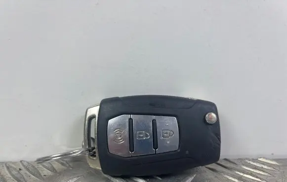 SsangYong Rexton Ignition key/card 
