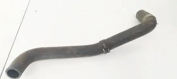 Nissan Note (E11) Engine coolant pipe/hose
