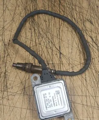 Mercedes-Benz E W213 Lambda probe sensor A0009050108