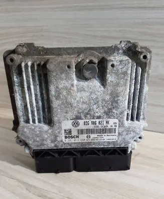 Volkswagen PASSAT B6 Engine control unit/module 03G906021NK 0281013440
