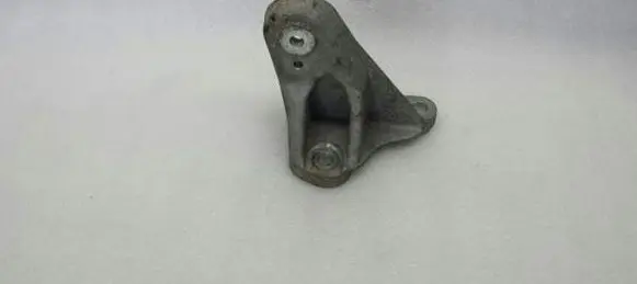 Jaguar S-Type Engine mounting bracket XR847937