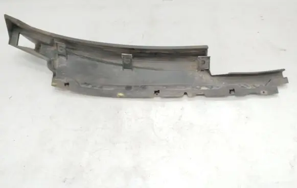 Mazda 3 I Wiper trim BA6R507P1 BP4K507P1