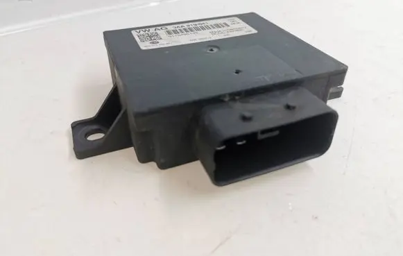 Volkswagen PASSAT B7 Power management control unit 3AA919041 8ES01045240 0170495145