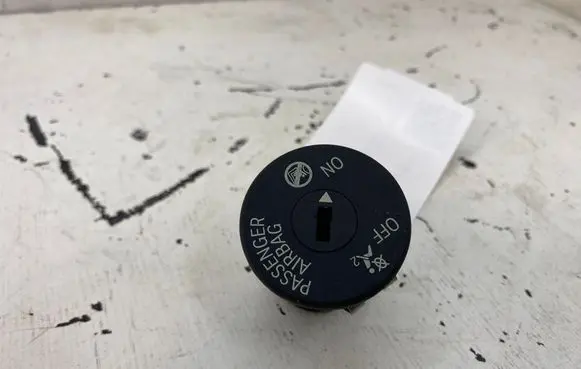 BMW 4 F32 F33 Passenger airbag on/off switch 9326501