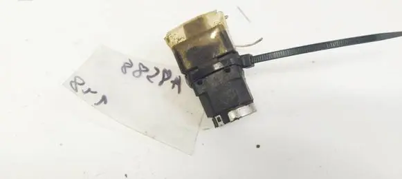 Toyota Corolla Verso AR10 Front door lock (next to the handle) 1364A46