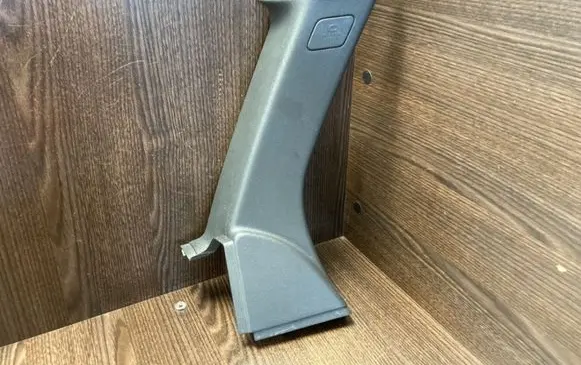 Volvo V50 (C) pillar trim 8641779