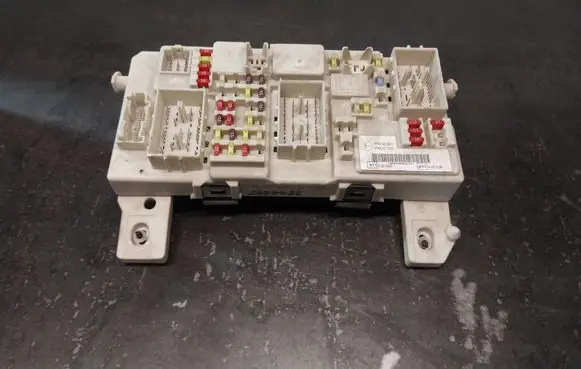Ford Focus Comfort/convenience module 7M5T14A073DC