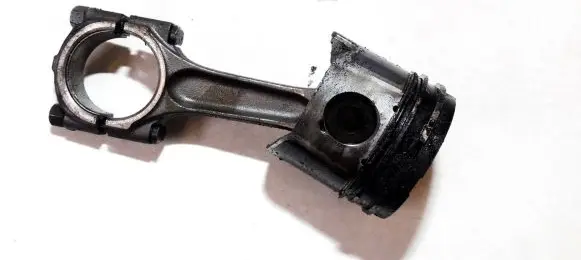 Citroen Xsara Picasso Piston with connecting rod