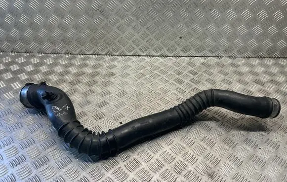 BMW X1 E84 Intercooler hose/pipe 7797483