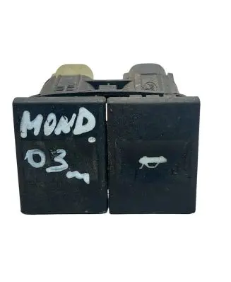 Ford Mondeo Mk III Tailgate opening switch 1S7T19B514AA 008207