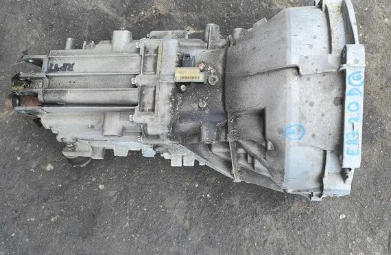 BMW 1 E81 E87 Intake manifold 7556613