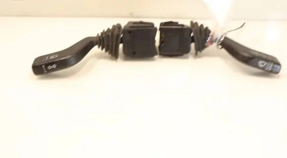 Opel Zafira A Light switch 90124931