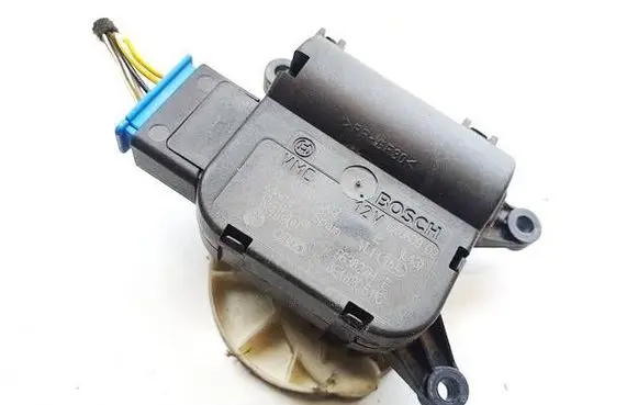 Seat Exeo (3R) Air flap motor/actuator 0132801302 8e1820511c