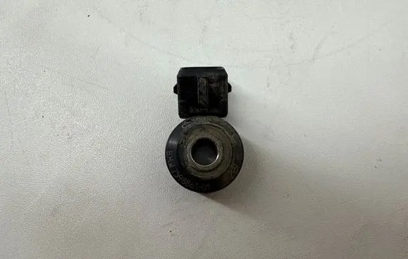 BMW 5 F10 F11 Detonation knock sensor 7598861
