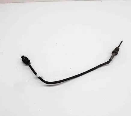 BMW X3 G01 Oil temperature sensor 8589818