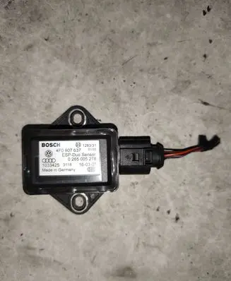 Audi A6 S6 C6 4F ESP acceleration yaw rate sensor 4F0907637 0265005278