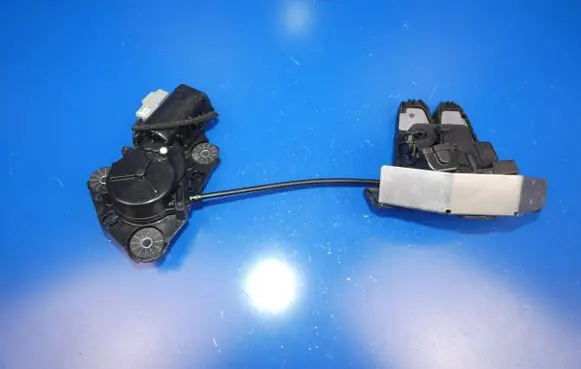 Volvo S90, V90 Tailgate/trunk/boot lock/catch/latch 31484599 341017 A080105
