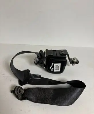 Hyundai Tucson JM Rear seatbelt 898202E001 40034616 041128