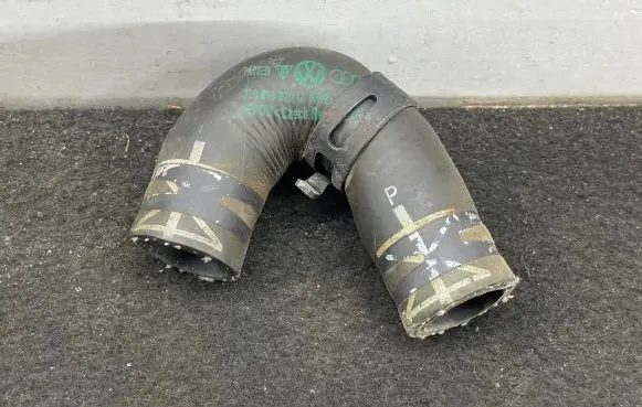 Audi Q7 4L Heater radiator pipe/hose 7L0819320C