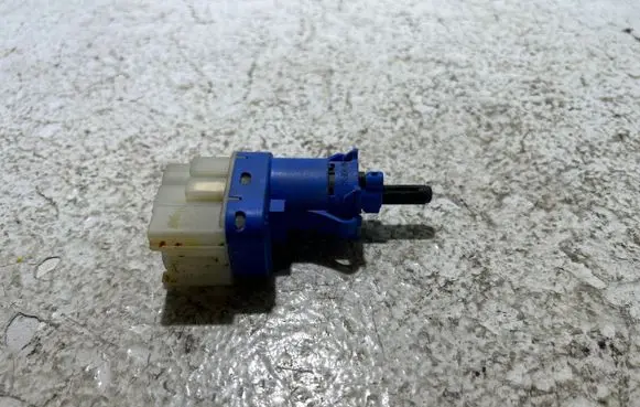 Jeep Grand Cherokee Brake pedal sensor switch 53378929