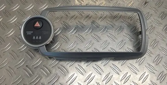 Toyota Yaris Radio/GPS head unit trim 864510D010