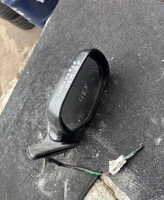 Toyota Yaris Verso Front door electric wing mirror 010049 020049