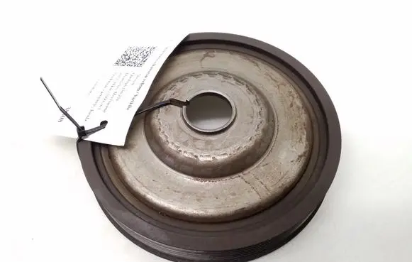 Nissan Qashqai Crankshaft pulley E111126A