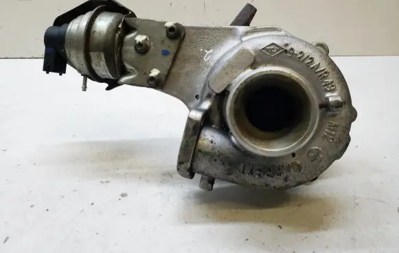 Opel Insignia A Turbo 55570748 7861371 GM55570748