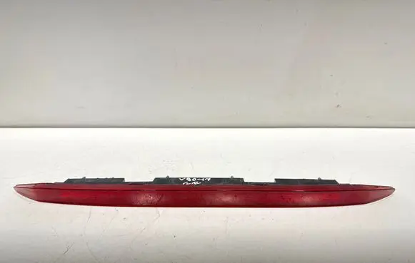 Volvo S90, V90 Third/center stoplight 31371839